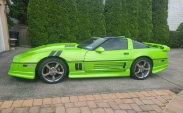 Chevrolet-Corvette-1986-Hatchback-1