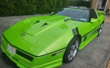Chevrolet-Corvette-1986-Hatchback-2