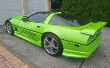 Chevrolet-Corvette-1986-Hatchback-3