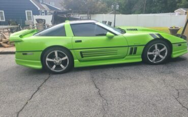 Chevrolet-Corvette-1986-Hatchback-4