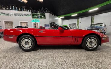 Chevrolet-Corvette-1987-Convertible-1