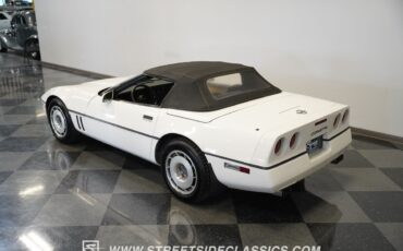 Chevrolet-Corvette-1987-Convertible-10