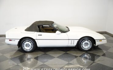 Chevrolet-Corvette-1987-Convertible-16