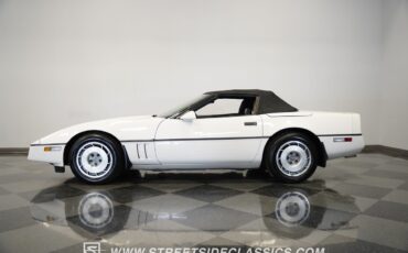 Chevrolet-Corvette-1987-Convertible-2
