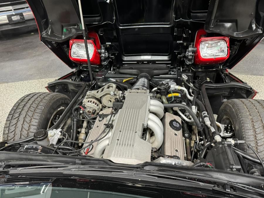 Chevrolet-Corvette-1987-Convertible-21