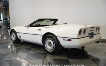 Chevrolet-Corvette-1987-Convertible-22