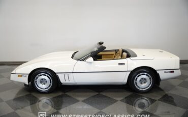 Chevrolet-Corvette-1987-Convertible-23
