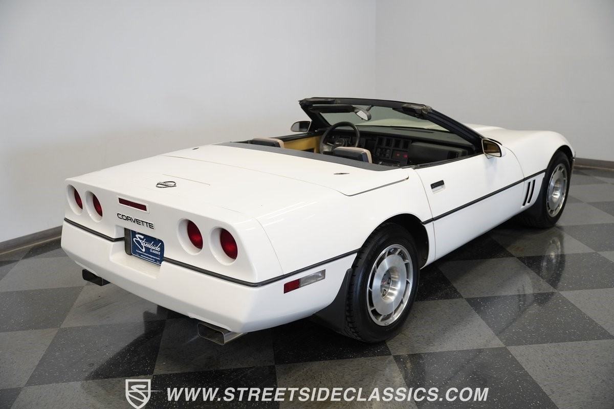 Chevrolet-Corvette-1987-Convertible-25