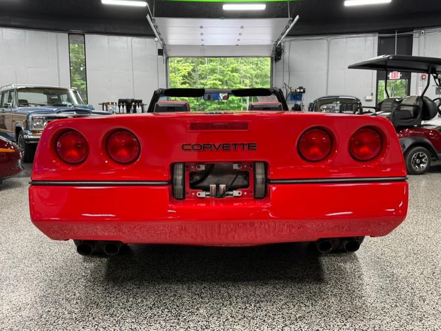 Chevrolet-Corvette-1987-Convertible-3