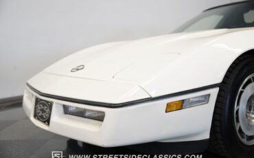 Chevrolet-Corvette-1987-Convertible-30