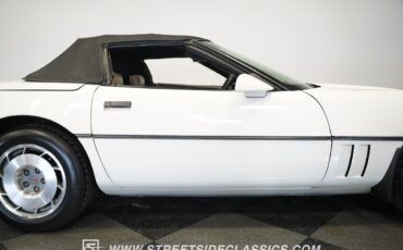 Chevrolet-Corvette-1987-Convertible-38