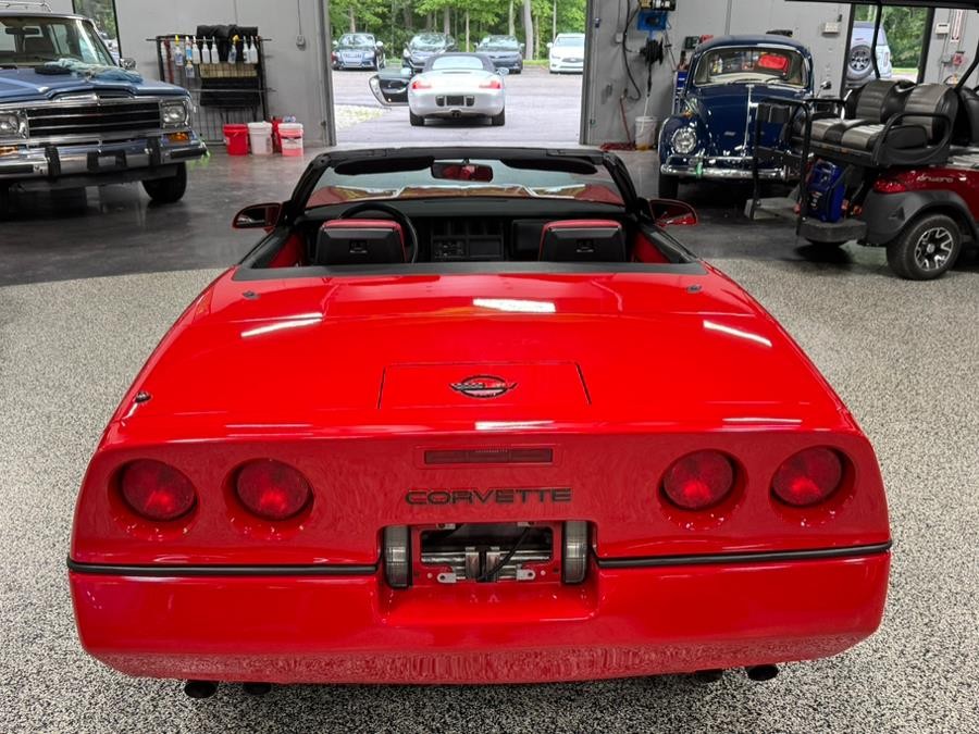 Chevrolet-Corvette-1987-Convertible-4