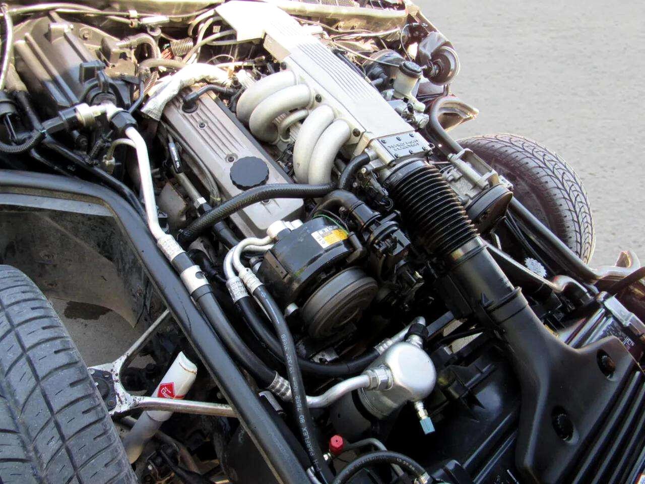 Chevrolet-Corvette-1987-Coupe-16