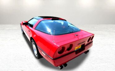 Chevrolet-Corvette-1987-Coupe-6