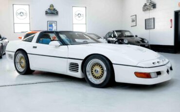Chevrolet-Corvette-1987-Hatchback-11