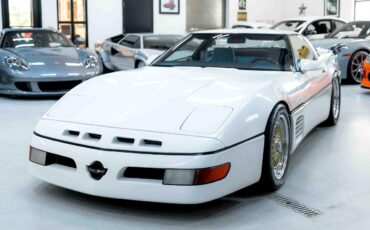 Chevrolet-Corvette-1987-Hatchback-13