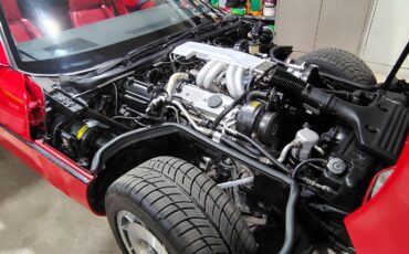 Chevrolet-Corvette-1987-Hatchback-18