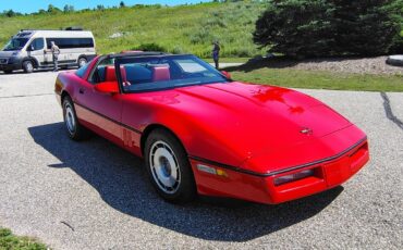 Chevrolet-Corvette-1987-Hatchback-24