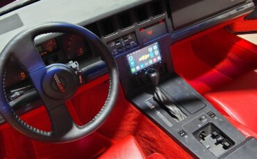Chevrolet-Corvette-1987-Hatchback-5
