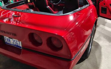 Chevrolet-Corvette-1987-Hatchback-8