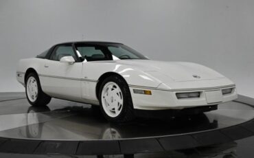 Chevrolet-Corvette-1988-Coupe-11