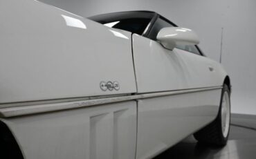 Chevrolet-Corvette-1988-Coupe-15