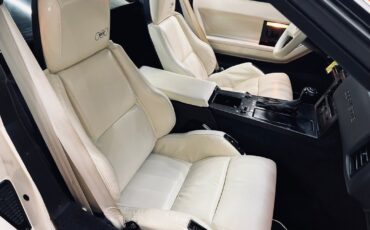 Chevrolet-Corvette-1988-Coupe-22