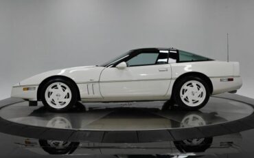 Chevrolet-Corvette-1988-Coupe-3