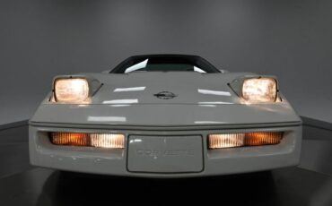 Chevrolet-Corvette-1988-Coupe-31