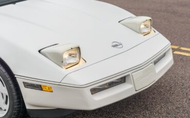 Chevrolet-Corvette-1988-Coupe-35