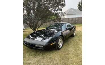 Chevrolet-Corvette-1988-black-black-1
