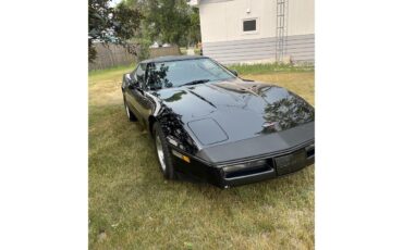 Chevrolet-Corvette-1988-black-black-10