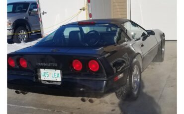 Chevrolet-Corvette-1988-black-black-13