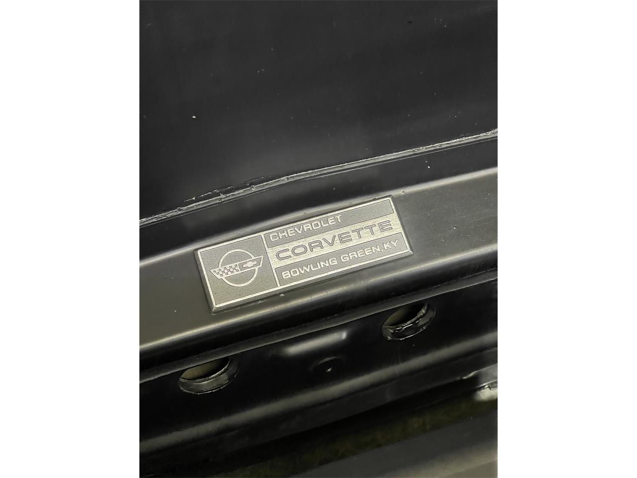 Chevrolet-Corvette-1988-black-black-16
