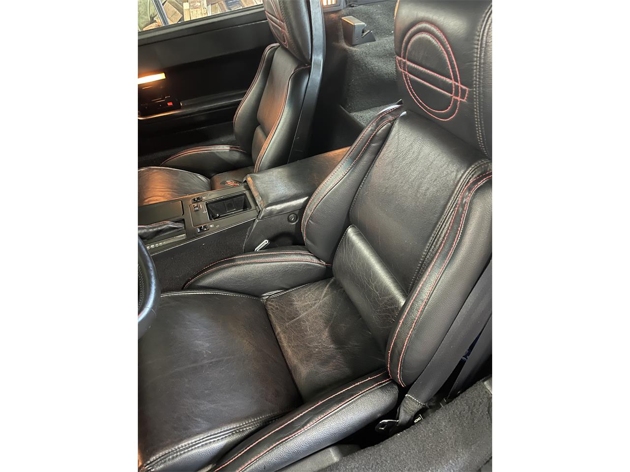 Chevrolet-Corvette-1988-black-black-23