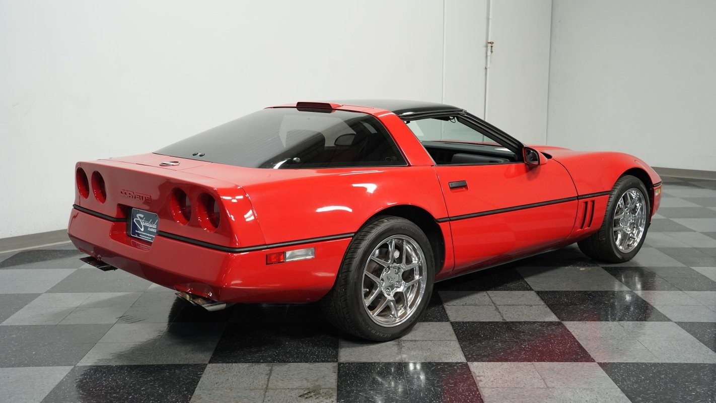 Chevrolet-Corvette-1989-Coupe-11