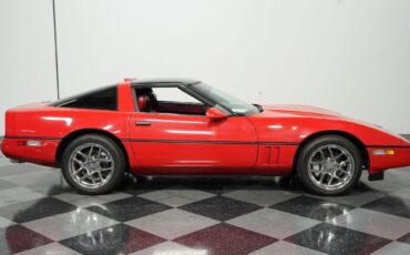 Chevrolet-Corvette-1989-Coupe-12