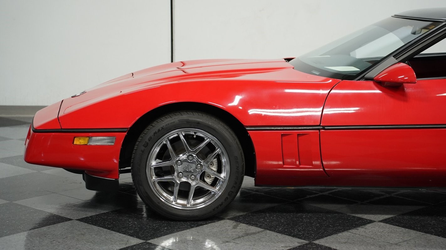Chevrolet-Corvette-1989-Coupe-19