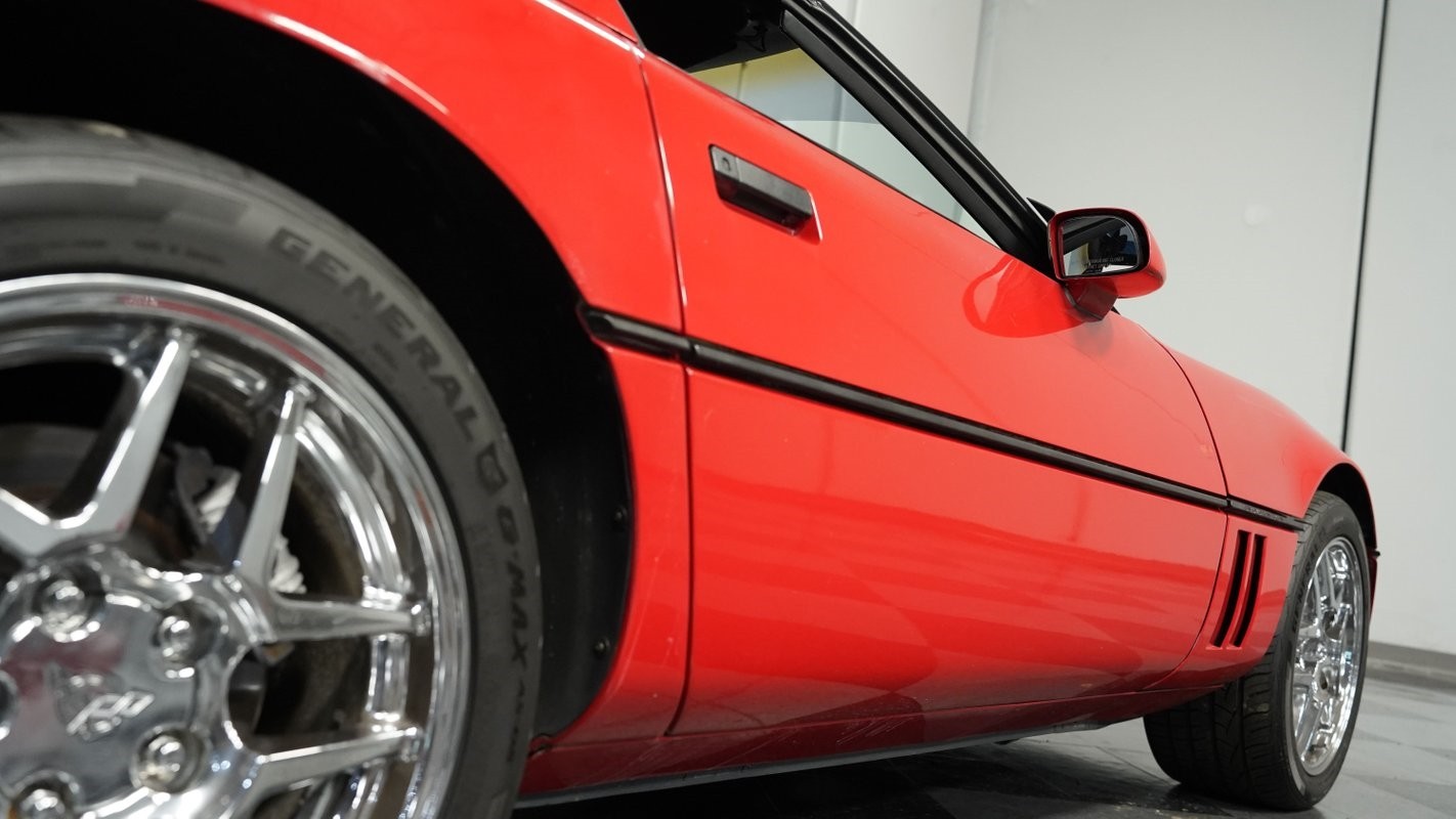 Chevrolet-Corvette-1989-Coupe-22