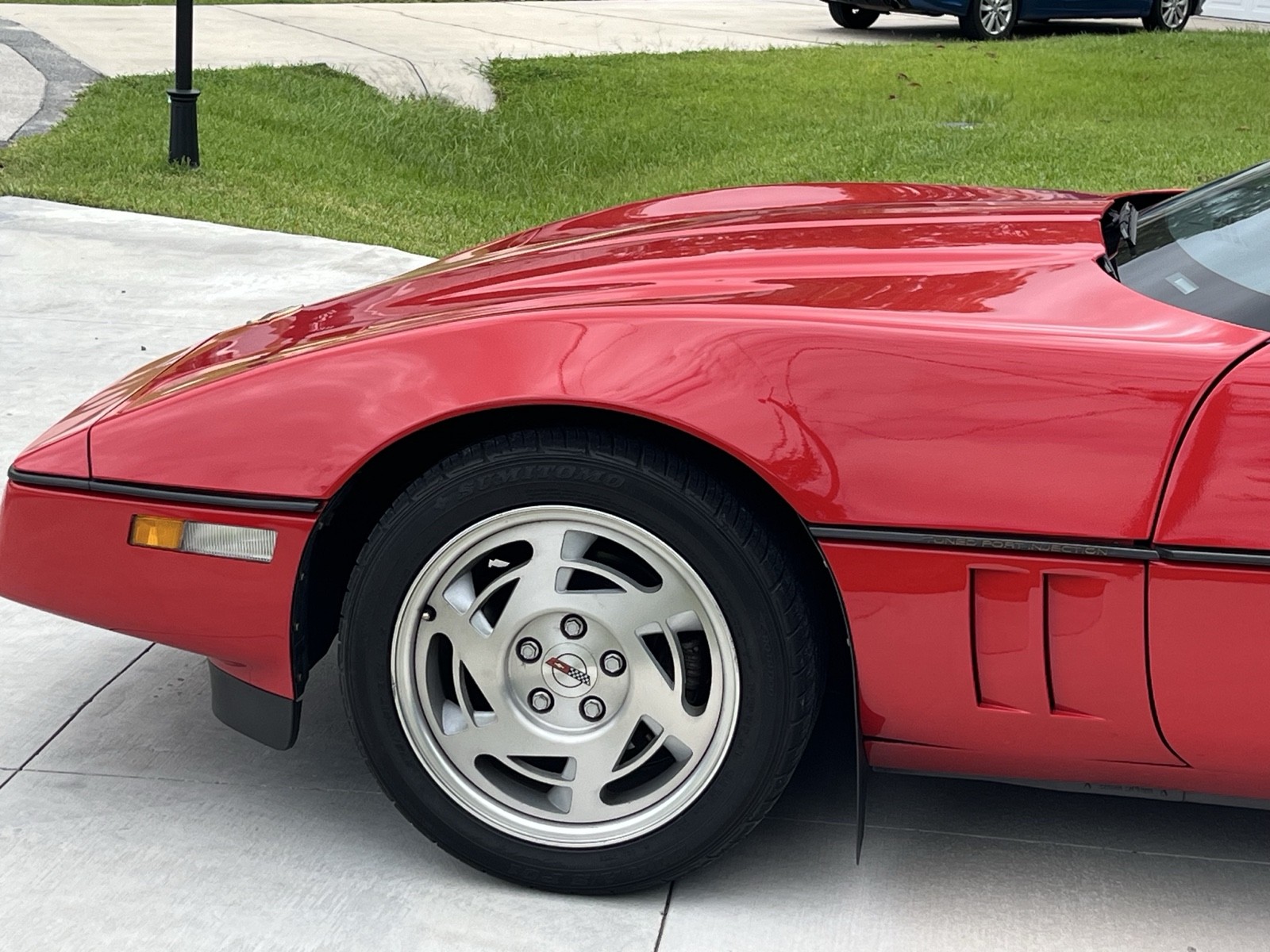 Chevrolet-Corvette-1990-Convertible-23