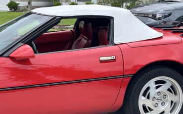 Chevrolet-Corvette-1990-Convertible-24