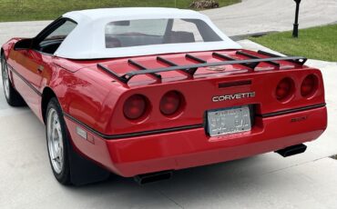 Chevrolet-Corvette-1990-Convertible-26