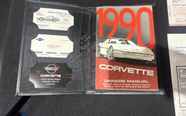 Chevrolet-Corvette-1990-Hatchback-27