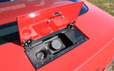 Chevrolet-Corvette-1990-Hatchback-6