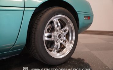 Chevrolet-Corvette-1991-Coupe-13