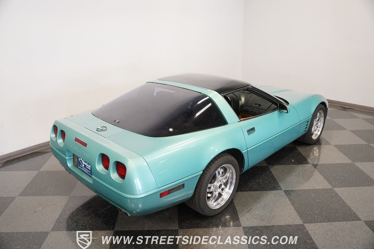 Chevrolet-Corvette-1991-Coupe-31