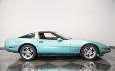 Chevrolet-Corvette-1991-Coupe-33