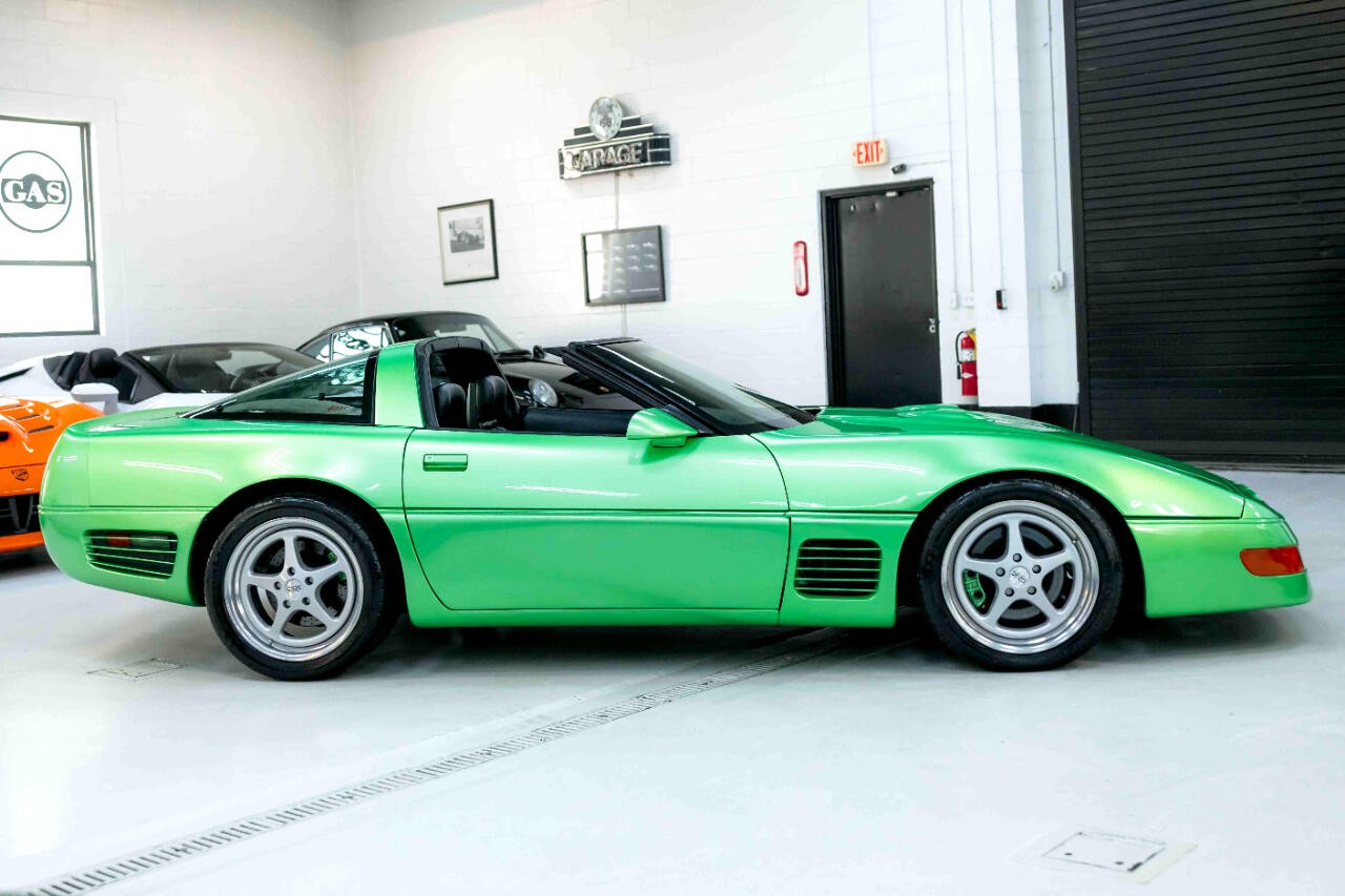Chevrolet-Corvette-1991-Coupe-8