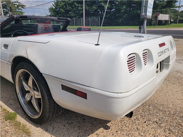 Chevrolet-Corvette-1992-Convertible-16