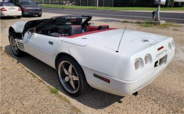 Chevrolet-Corvette-1992-Convertible-2